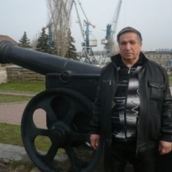 Парень, ищу девушку, сделаю куни Парень, ищу девушку, сделаю куни