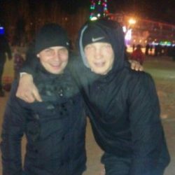 Парень ищет девушку для виртуальный утех Парень ищет девушку для виртуальный утех