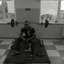 Парень славянской внешности ищет девушку для секса без обязательств Парень славянской внешности ищет девушку для секса без обязательств