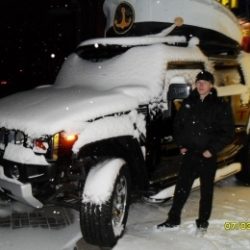 Молодой студент ищет красивую секс партнершу Молодой студент ищет красивую секс партнершу