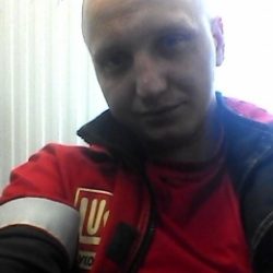 Молодой красавец ищет девушку для секса в Курске Молодой красавец ищет девушку для секса в Курске