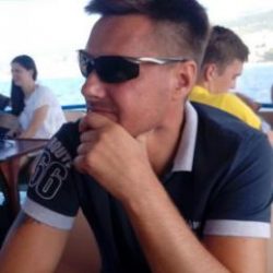 Парень ищет девушку для встреч в Курске. Желательно брюнетку Парень ищет девушку для встреч в Курске. Желательно брюнетку