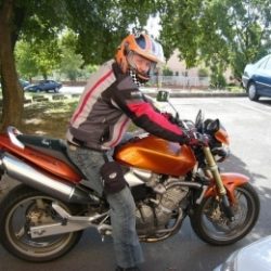 Парень, познакомлюсь для секса с девушкой, Курск Парень, познакомлюсь для секса с девушкой, Курск