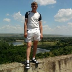 Два молодых парня пригласят в гости девушку или подружек в Курске Два молодых парня пригласят в гости девушку или подружек в Курске