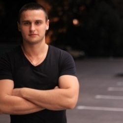 Парень, ищу одну постоянную партнершу для регулярного секса, девушку или женщину Парень, ищу одну постоянную партнершу для регулярного секса, девушку или женщину